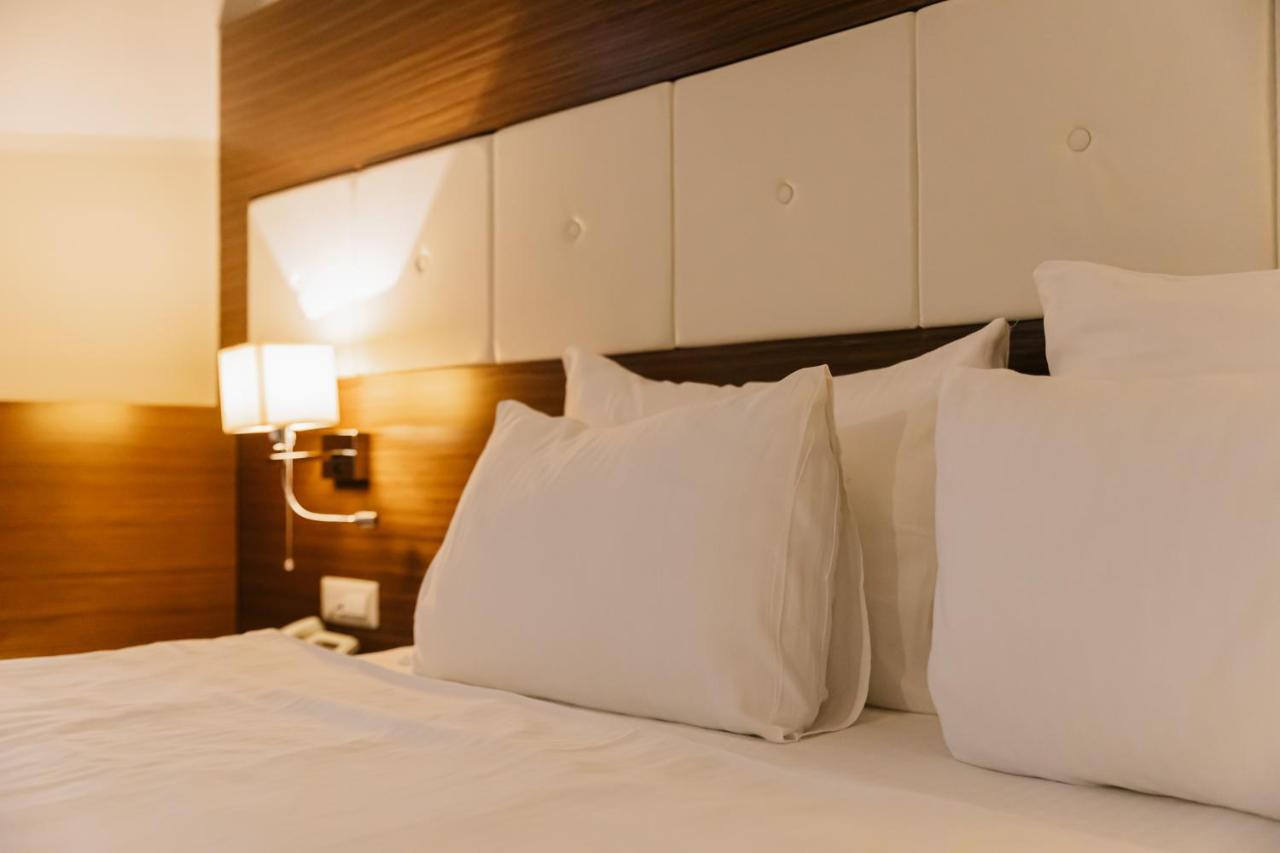 Hotel Dukagjini Peć Eksteriør billede